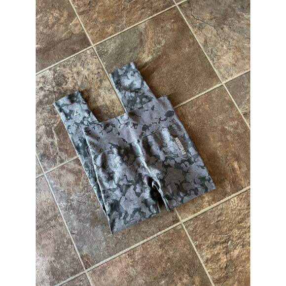 Gymshark Adapt Camo Seamless Leggings XS - Picture 2 of 8